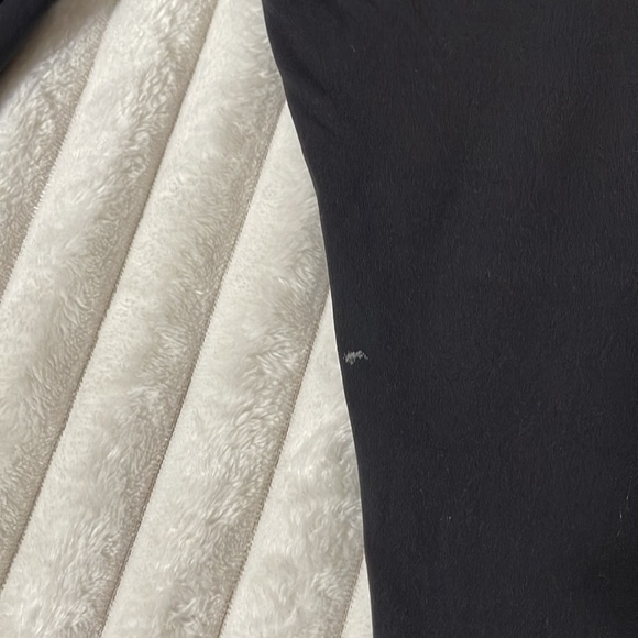 Lululemon Wunder Under Crop High-Rise 21" *Flocked Everlux | Size 10 **FLAWED** - Picture 2 of 16